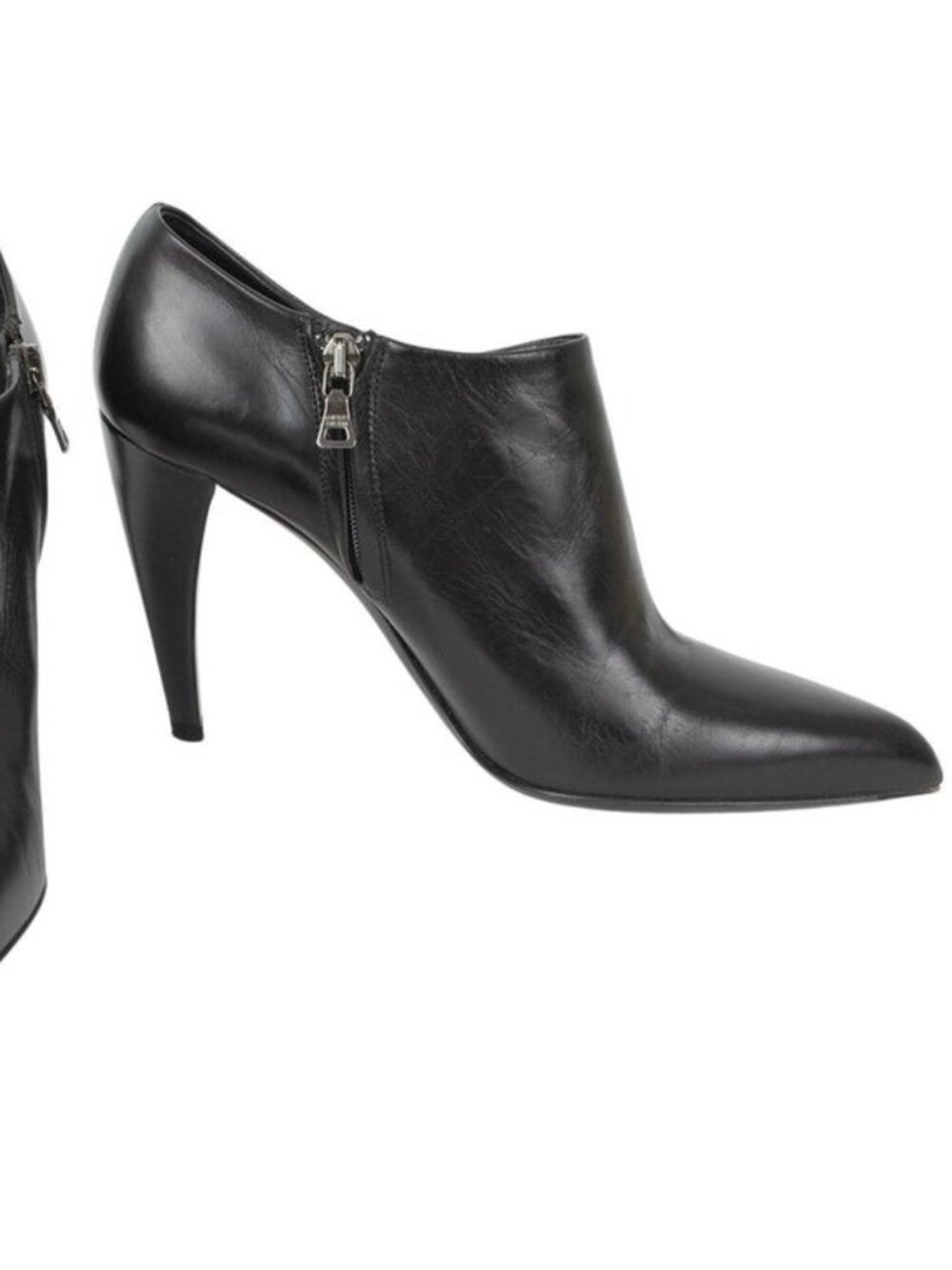 Prada - Black Leather Pointed-Toe Ankle Booties - 40